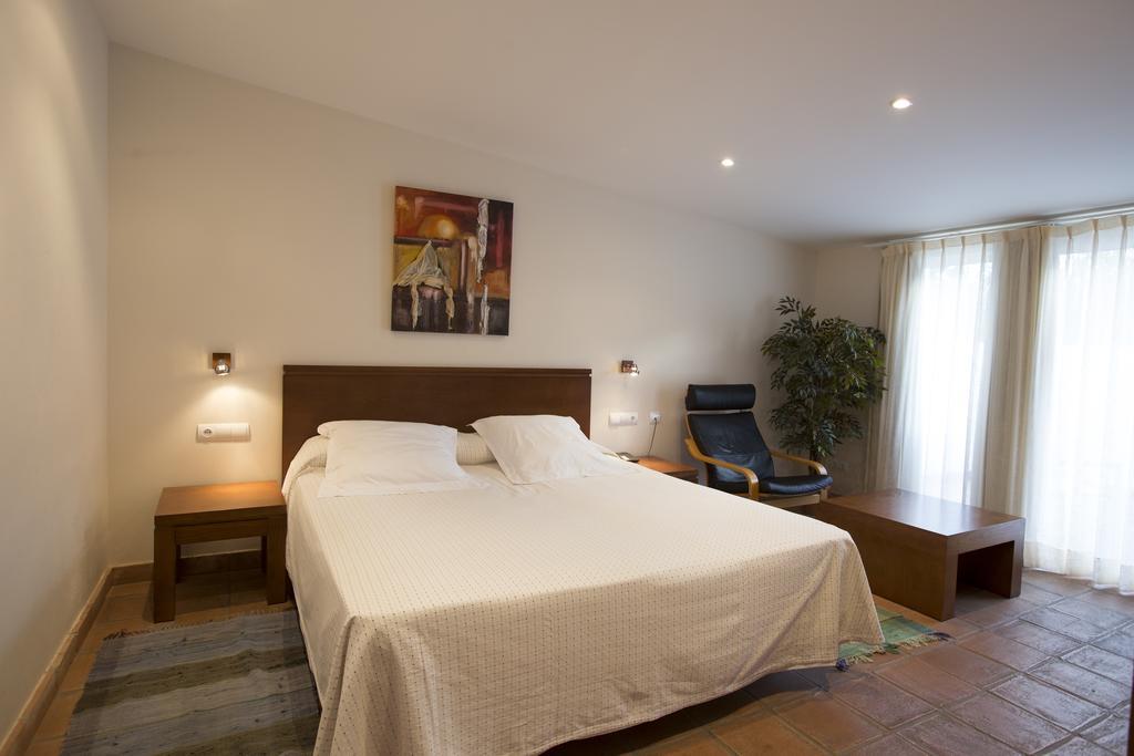 Hotel Cal Naudi Les Cases d'Alcanar Kültér fotó