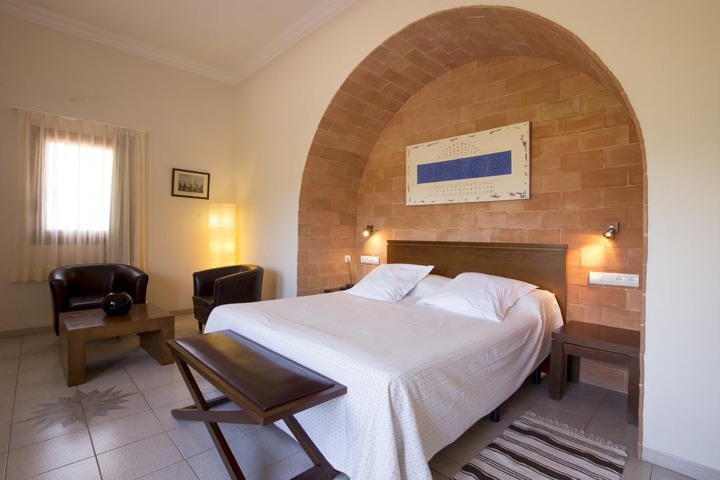 Hotel Cal Naudi Les Cases d'Alcanar Kültér fotó